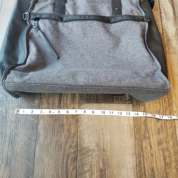 Lululemon Follow Your Bliss Bag - Picture 5 of 6